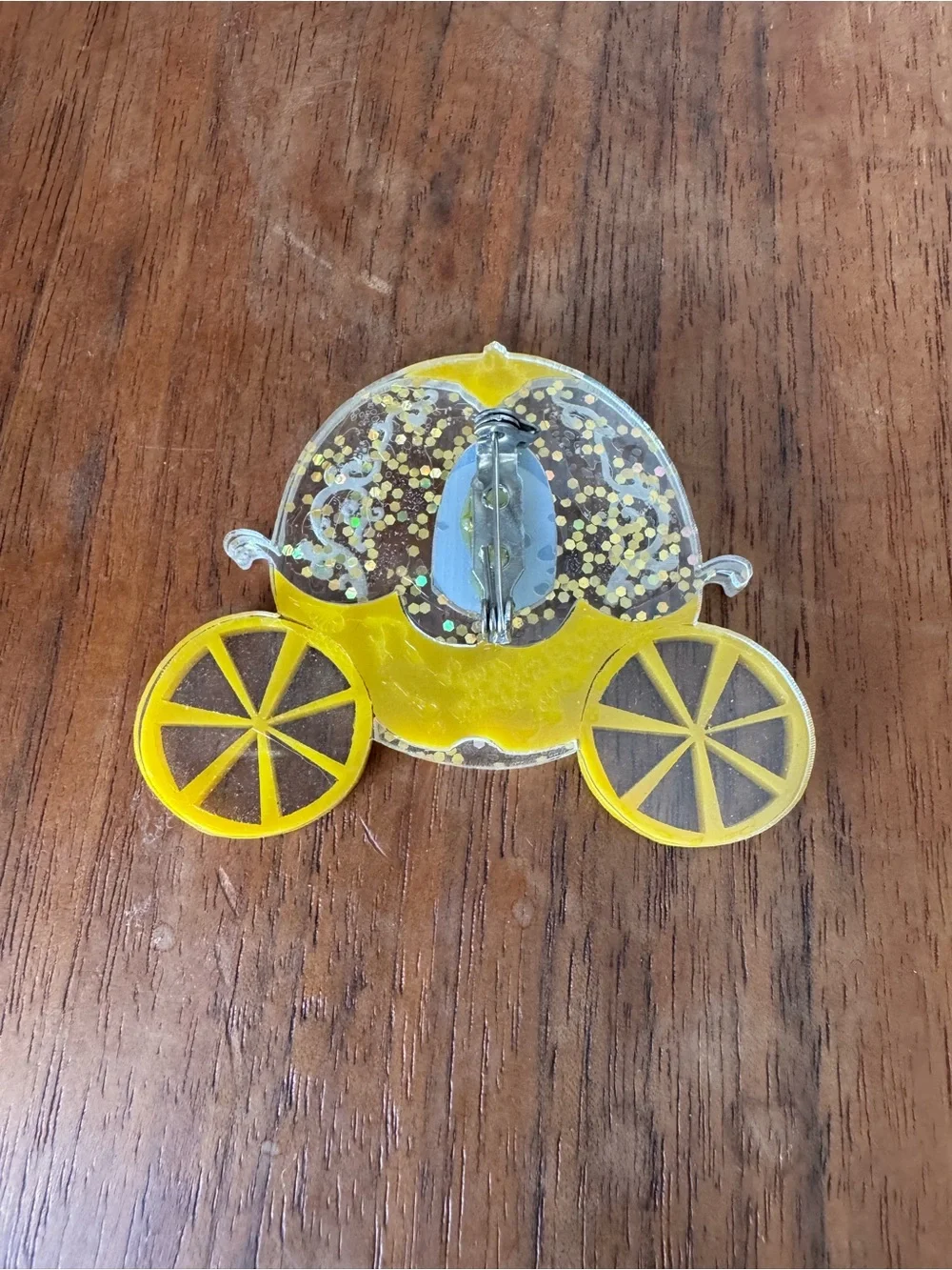Cinderella Carriage Gold Brooch with Glitter and mirrored window